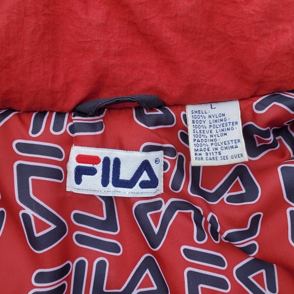 🔥sold🔥Hooded FILA Puffer Coat--Embroidered! - Picture 5 of 8